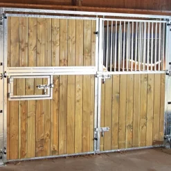 Façade ouvrante pleine bois 3 m avec porte battante