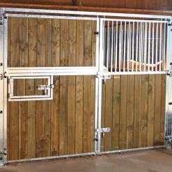 Façade ouvrante pleine bois 3 m avec porte battante