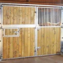 Façade ouvrante pleine bois 3 m avec porte battante