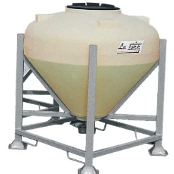 Silo à aliments 500 L avec trappe sur châssis